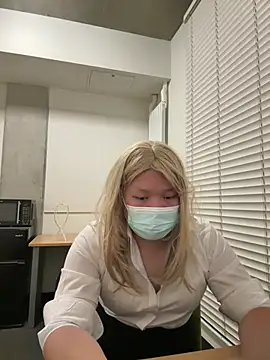 Snapshot of Jessica-Aine chatting on 12.05.24 Jessica-Aine online show from 12.05.24