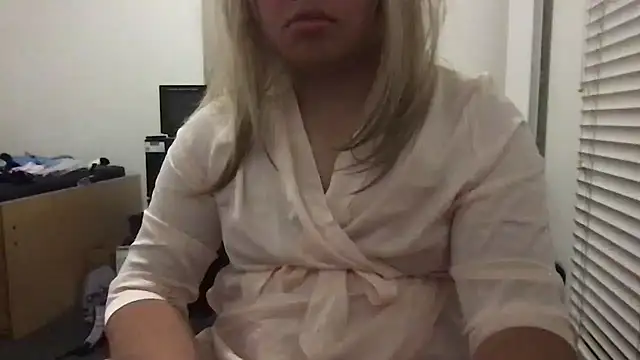 Snapshot of Jessica-Aine chatting on 12.07.24 Jessica-Aine online show from 12.07.24