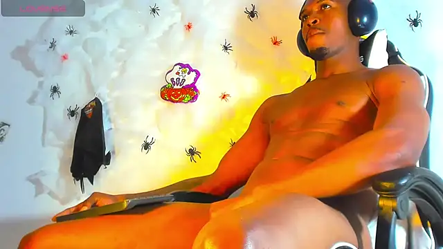 Amir mikelsen online show from 10.31.25