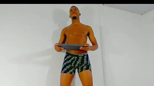 Amir mikelsen online show from 02.08.26