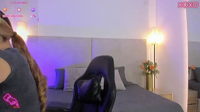 Saori newman online show from 04.15.26