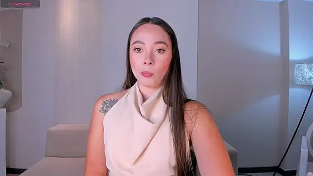 AlinaKravitz online show from 04.12.26