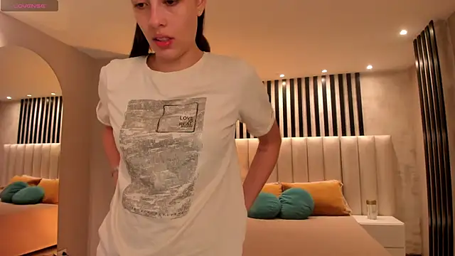 KaiaFerreira online show from 02.24.26