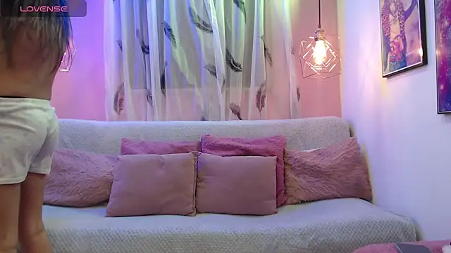  lesbi hard 69 online show from 01.24.25