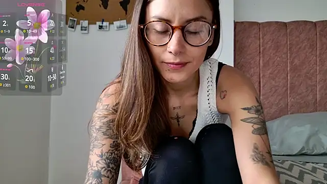 Emmy petit online show from 03.04.26