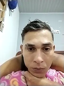 Snapshot of 17Diablitoxxxx chatting on 12.01.25 17Diablitoxxxx online show from 12.01.25