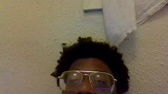 dvaughn3117 online show from 04.18.26