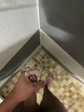 Snapshot of mylovetr1 chatting on 02.13.25 mylovetr1 online show from 02.13.25