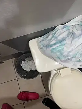 Snapshot of mylovetr1 chatting on 03.04.25 mylovetr1 online show from 03.04.25