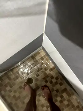 Snapshot of mylovetr1 chatting on 11.10.25 mylovetr1 online show from 11.10.25