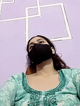 magicmoment00786 online show from 10.31.25