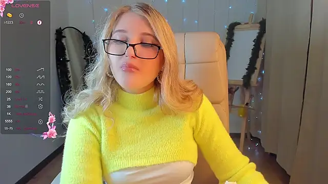 Evacadooo online show from 12.13.24