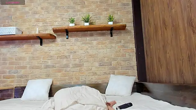 Lizzyvixxx online show from 02.25.25