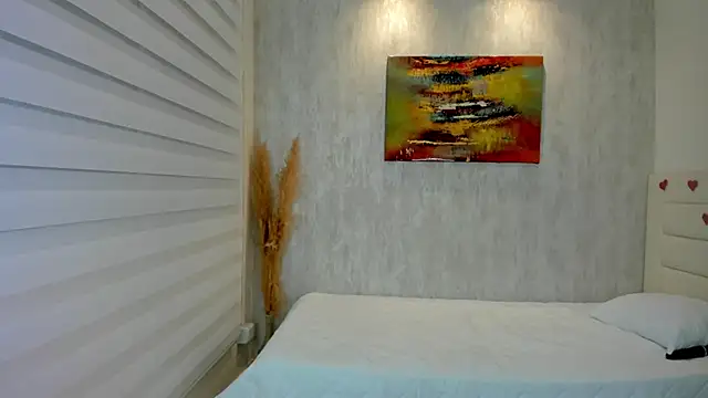 Jessi powel online show from 03.08.25