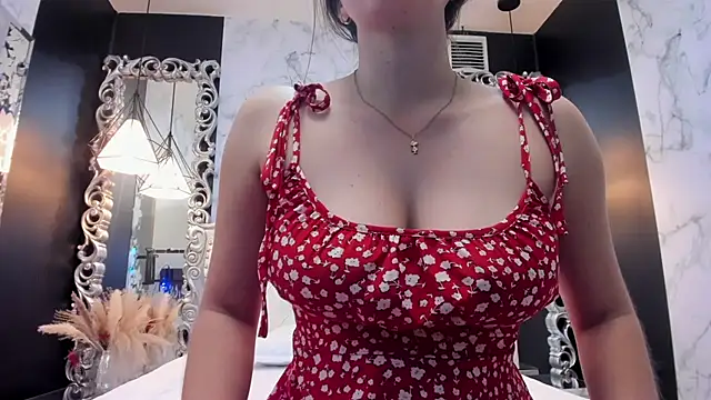 Snapshot of AngelStonne_ chatting on 11.26.25 AngelStonne online show from 11.26.25