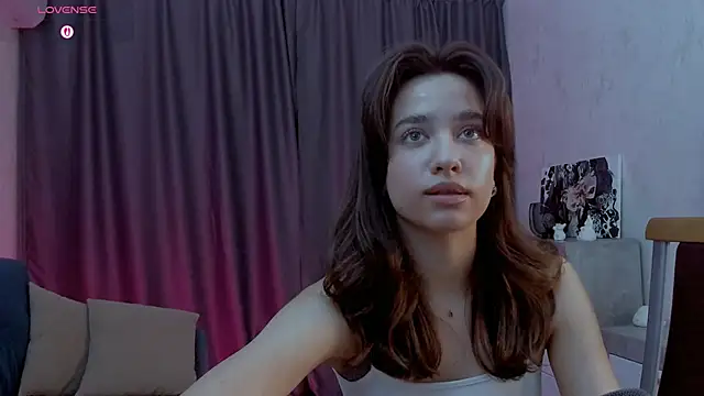 EmeliaReaper online show from 11.02.25