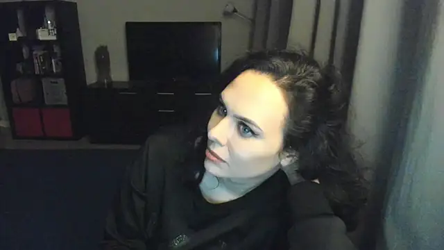 MollyCheiz online show from 01.27.25