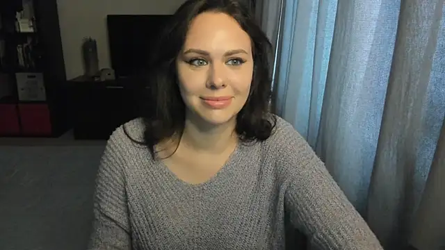 MollyCheiz online show from 10.25.25