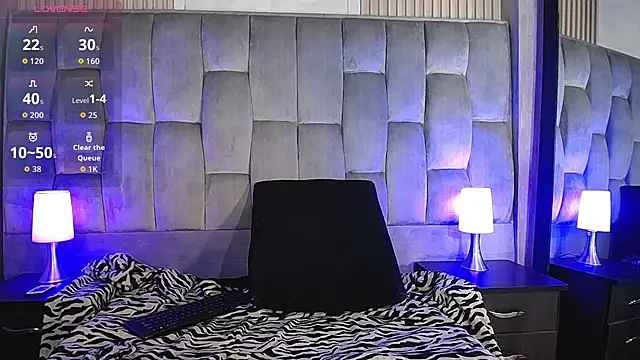 honney dark online show from 11.11.25