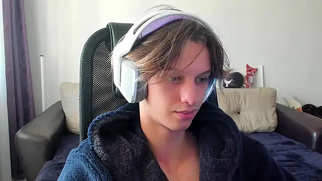 Ostin meow online show from 10.30.25