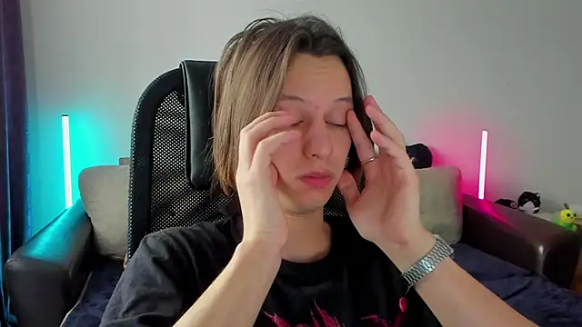 Ostin meow online show from 04.06.26