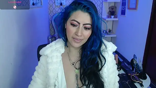 scarleth blue online show from 01.23.25