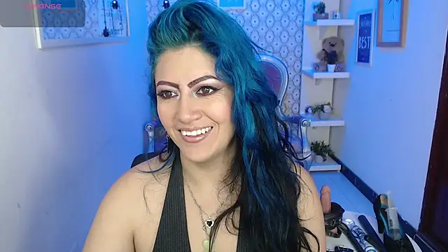 scarleth blue online show from 01.28.25