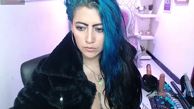 scarleth blue online show from 02.14.25