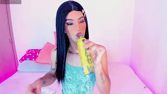 Snapshot of Ashley_Reminton chatting on 02.21.25 Ashley Reminton online show from 02.21.25