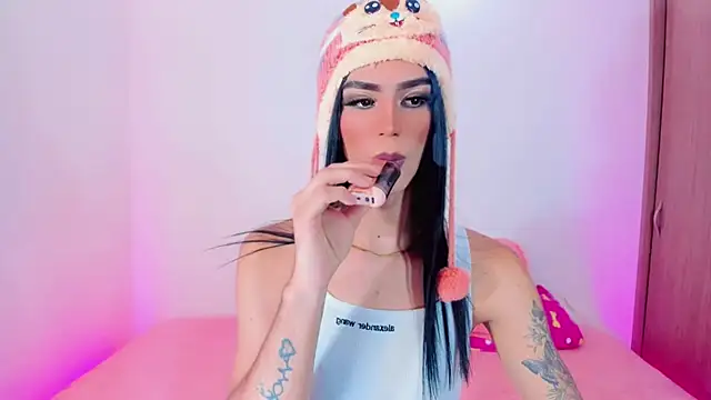 Snapshot of Ashley_Reminton chatting on 03.10.25 Ashley Reminton online show from 03.10.25