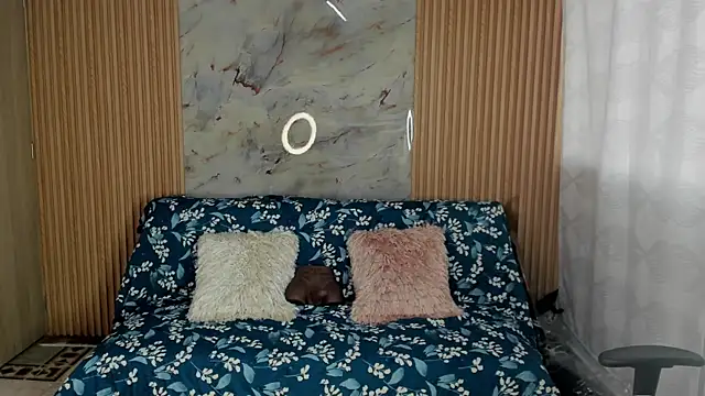 Any topless online show from 10.15.25