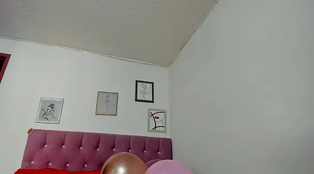 Snapshot of honny_3090 chatting on 02.04.25 honny 3090 online show from 02.04.25