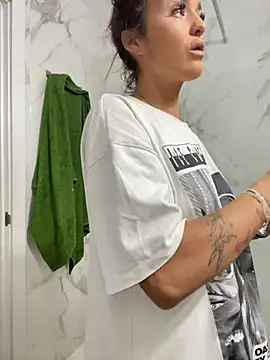 Snapshot of ScarlettMadii chatting on 12.08.24 ScarlettMadii online show from 12.08.24