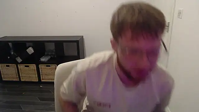 PrettyGinger online show from 12.04.24