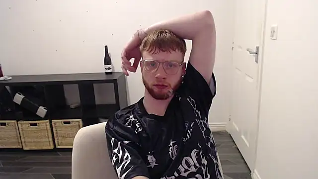 PrettyGinger online show from 12.13.24