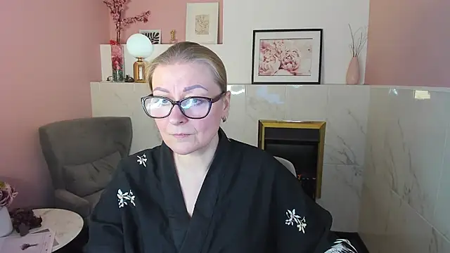 AlexandraKind online show from 03.13.25