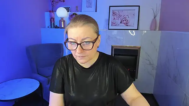 AlexandraKind online show from 03.15.25