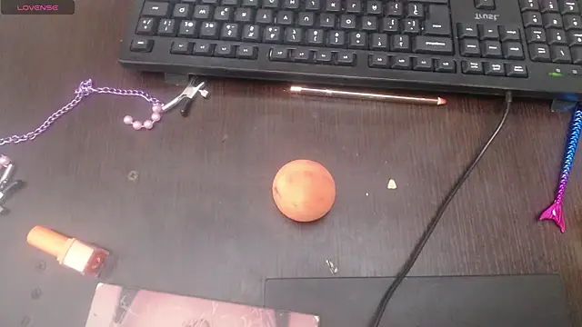 lulu 25  online show from 12.24.24