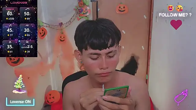 tanjiro cute online show from 11.23.25