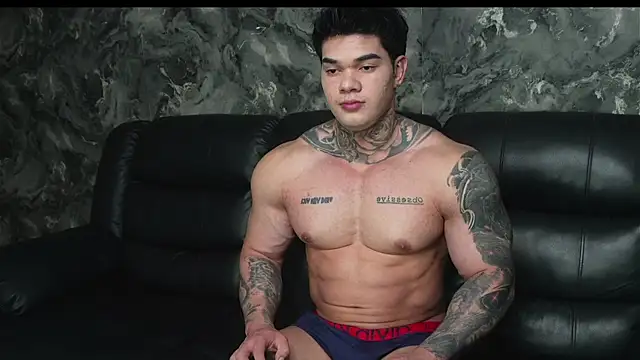 Snapshot of Justin_Clark chatting on 10.28.25 Justin Clark online show from 10.28.25