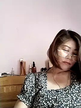 Baby-tits2024 online show from 12.04.24