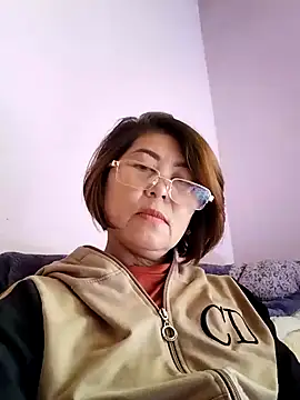 Baby-tits2024 online show from 12.21.24