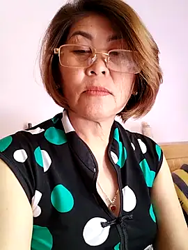 Baby-tits2024 online show from 12.25.24