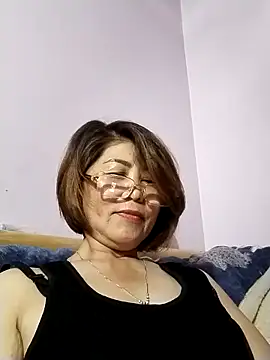 Baby-tits2024 online show from 01.04.25