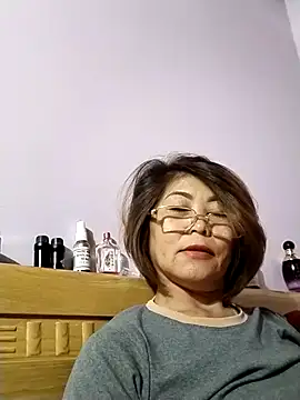 Baby-tits2024 online show from 01.12.25
