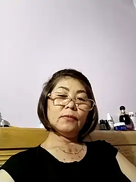 Baby-tits2024 online show from 01.26.25