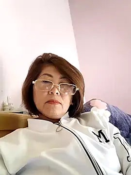 Baby-tits2024 online show from 01.31.25