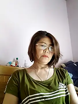 Baby-tits2024 online show from 02.21.25