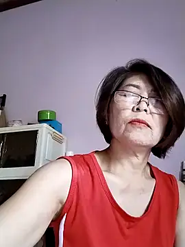 Baby-tits2024 online show from 09.13.25