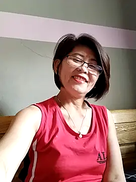Baby-tits2024 online show from 09.19.25